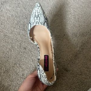 Size 8 heels